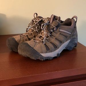 Keen Women’s Hiking Shoe